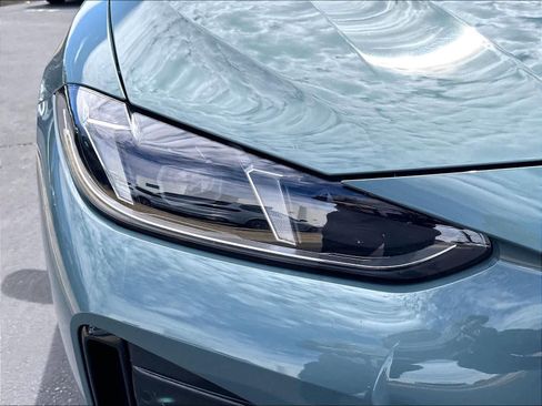 Used 2025 BMW i4 eDrive40 w/ M Sport Package RWD image 30