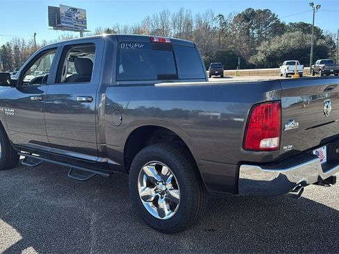 Used 2017 RAM 1500 Big Horn image 6