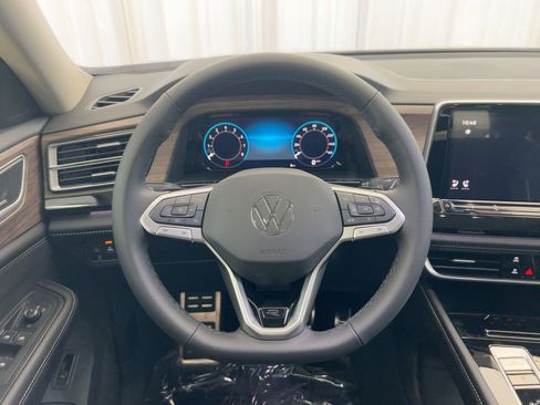 New 2026 Volkswagen Atlas SEL Premium R-Line AWD/4WD image 18