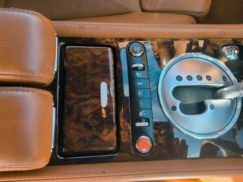 Used 2013 Bentley Flying Spur Flying Spur image 49