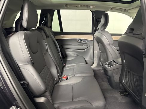 Used 2025 Volvo XC90 B6 Plus AWD/4WD image 15