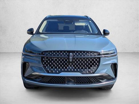 New 2026 Lincoln Nautilus Reserve image 5