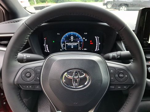 Used 2026 Toyota Corolla SE FWD image 19