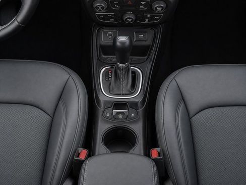 Used 2019 Jeep Compass Limited w/ Advanced Safety Group FWD image 20