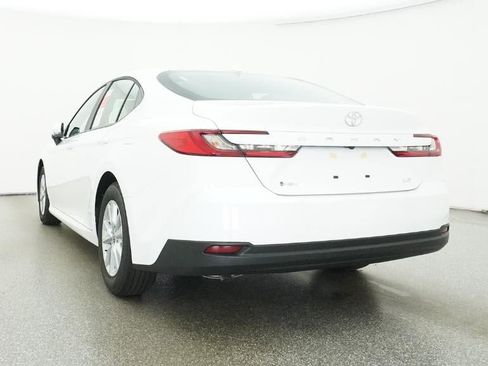 New 2026 Toyota Camry LE FWD image 22