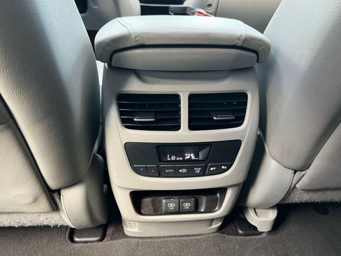 Used 2017 Acura MDX FWD image 46