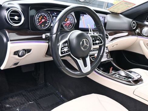 Used 2019 Mercedes-Benz E 300 image 17