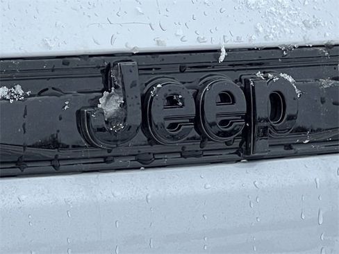 New 2026 Jeep Grand Cherokee Altitude image 43