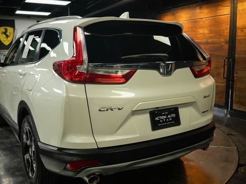 Used 2018 Honda CR-V Touring image 6