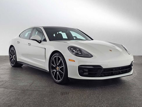 Used 2023 Porsche Panamera Platinum Edition image 7