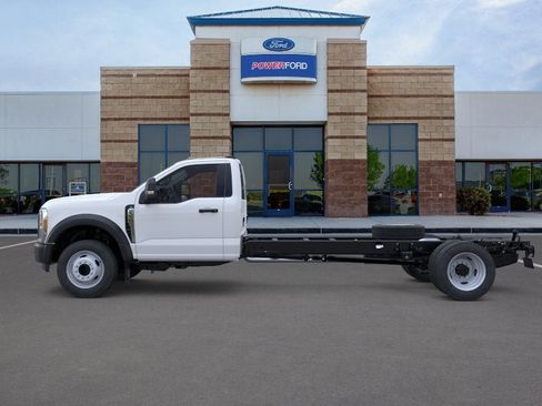 New 2026 Ford F550 2WD Regular Cab Super Duty image 5