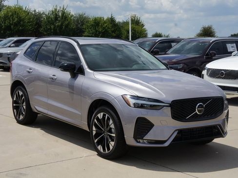 New 2026 Volvo XC60 B5 Plus w/ Protection Package Premier image 3