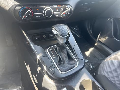 Used 2024 Kia Soul LX w/ Option Group 015 image 15