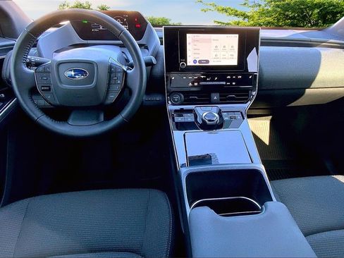 Used 2023 Subaru Solterra AWD image 7