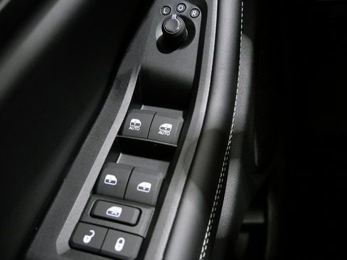 New 2025 Jeep Grand Cherokee Laredo X w/ Luxury Tech Group I image 14