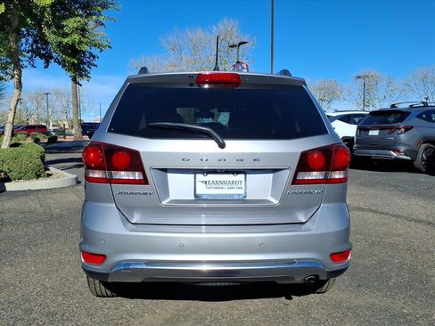 Used 2020 Dodge Journey Crossroad w/ Popular Equipment Group image 6