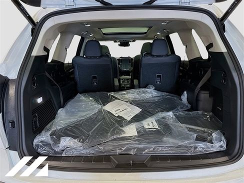 Used 2025 Subaru Ascent Bronze Edition w/ Popular Package #2 image 29