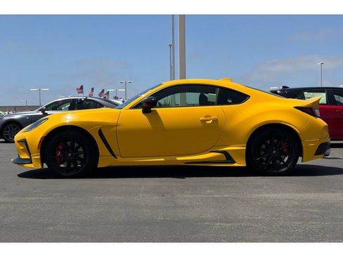 Used 2026 Toyota GR86 YUZU Limited w/ GR Aero Kit RWD image 7