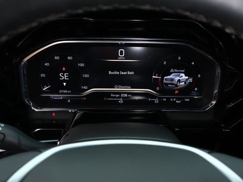 Used 2025 GMC Sierra 1500 SLT w/ SLT Premium Plus Package image 19