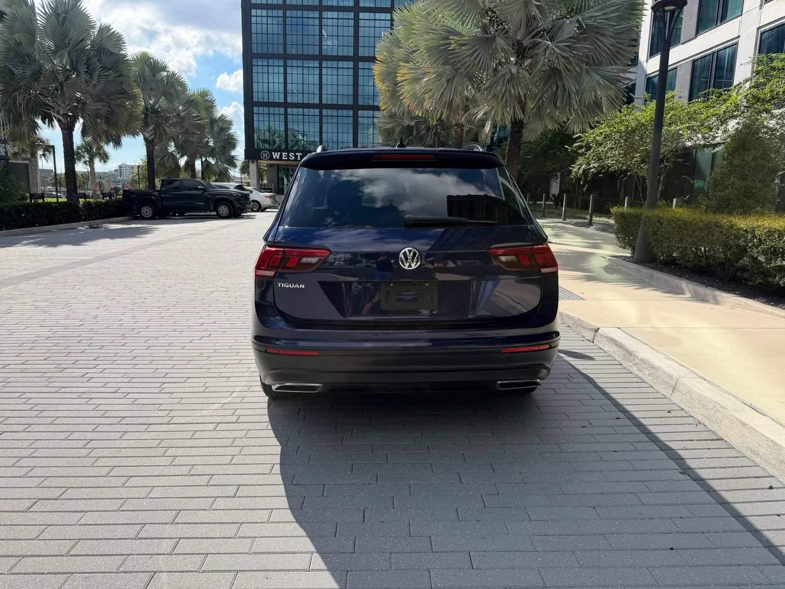 Used 2021 Volkswagen Tiguan S FWD image 6