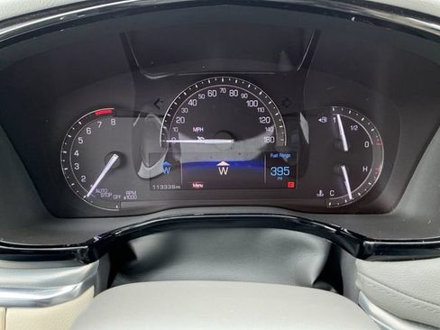 Used 2017 Cadillac XT5 Luxury w/ Driver Awareness Package FWD image 10