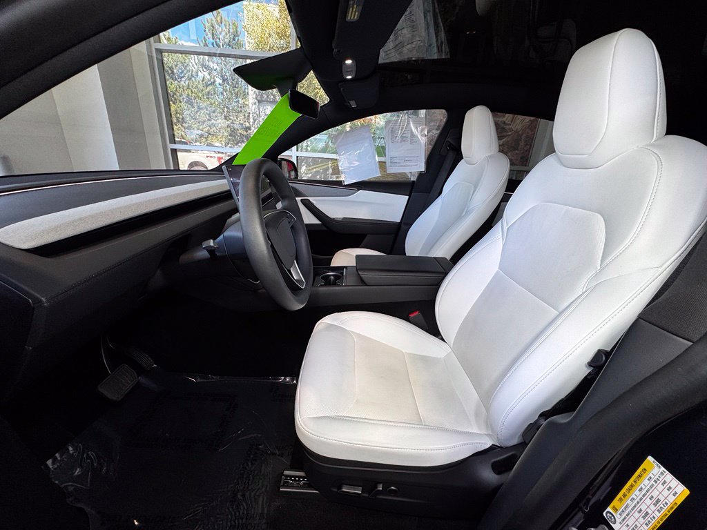 Used 2026 Tesla Model Y Long Range AWD/4WD image 15