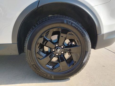 Used 2023 Land Rover Discovery Sport S AWD/4WD image 22