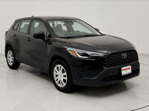 Certified 2023 Toyota Corolla Cross L image 1