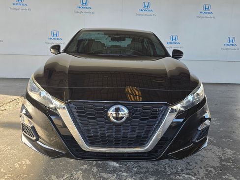 Used 2019 Nissan Altima 2.5 S FWD image 23