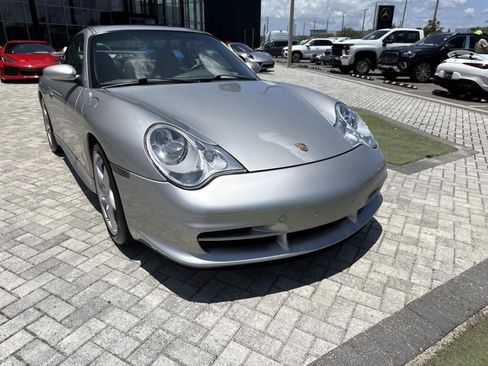 Used 2004 Porsche 911 Carrera RWD image 8