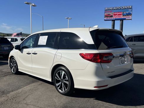 Certified 2019 Honda Odyssey Elite image 3