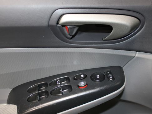 Used 2010 Honda Civic LX image 9