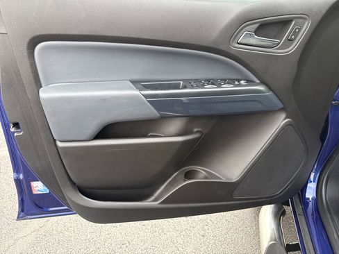 Used 2016 Chevrolet Colorado Z71 image 12