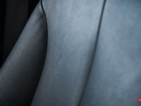 Used 2017 BMW M2 image 93