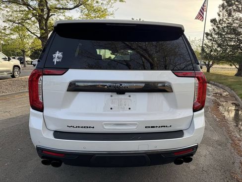 Used 2023 GMC Yukon Denali Ultimate AWD/4WD image 4