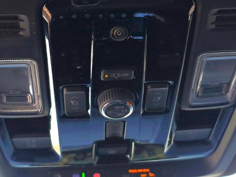 New 2026 GMC Yukon XL Elevation w/ Elevation Premium Package image 28