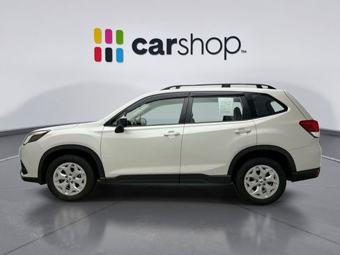 Used 2023 Subaru Forester AWD/4WD image 2