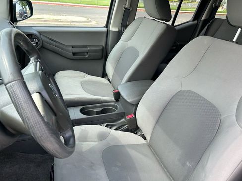 Used 2012 Nissan Xterra S w/ Value Package image 10