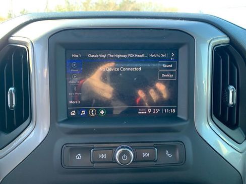 Used 2022 Chevrolet Silverado 1500 Custom image 23