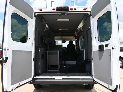 Used 2025 RAM ProMaster 1500 w/ Quick Order Package 22G SLT FWD image 33