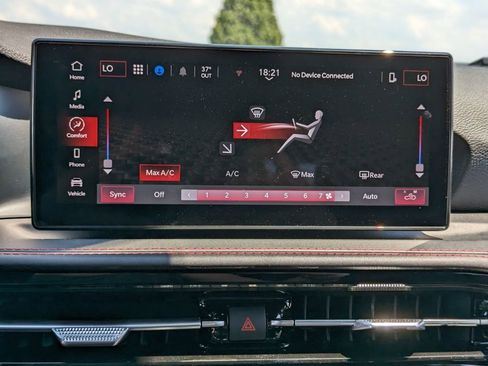 New 2024 Dodge Hornet GT image 28