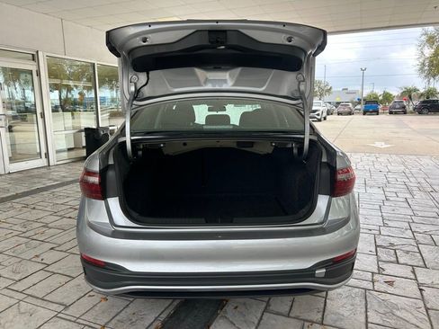 Used 2022 Volkswagen Jetta S image 55