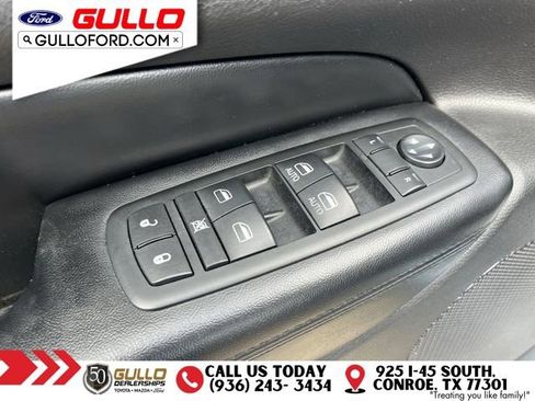 Used 2012 Jeep Grand Cherokee Laredo RWD image 20