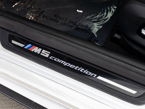 Certified 2022 BMW M5 w/ Competition Package image 40