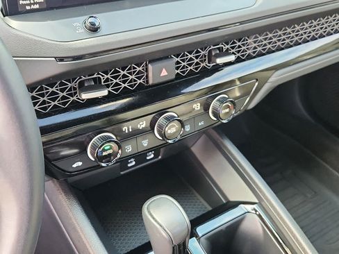 Used 2023 Honda Accord Sport image 17