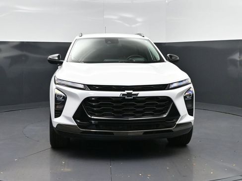 Used 2024 Chevrolet Trax ACTIV w/ Driver Confidence Package image 10