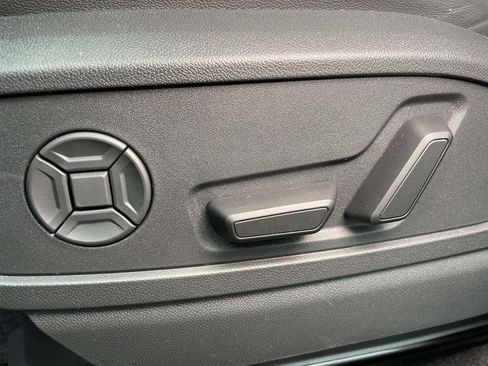 New 2025 Audi Q5 2.0T Premium Plus image 17