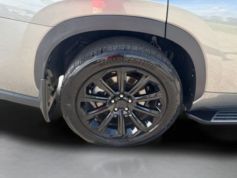 Certified 2026 Toyota Highlander XLE AWD/4WD image 37