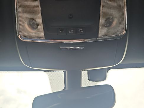 Used 2020 Jeep Grand Cherokee Altitude AWD/4WD image 32