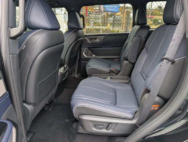 Used 2026 INFINITI QX80 4WD image 14